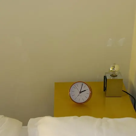 De 3*