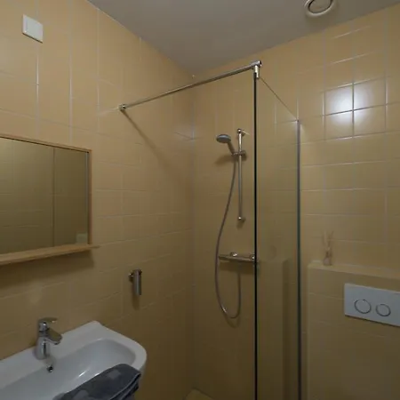 Bed & Breakfast De & Studio's *